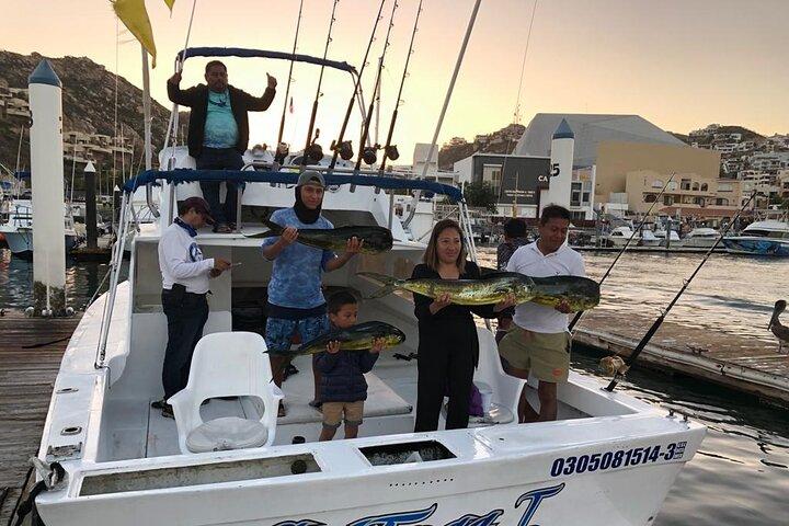 Barca da pesca privata mezza giornata!