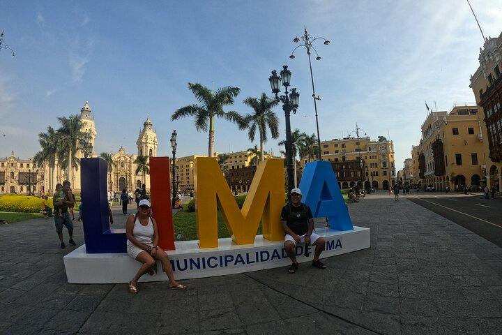 Lima City Tour with Catacombs and Pickup