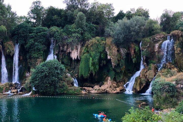 Ganztägige private Tour zu den Wasserfällen von Mostar und Kravice.