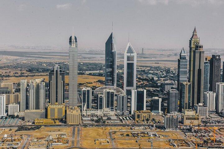 Passeio de Helicóptero de 15 Minutos em Dubai com Traslado Opcional
