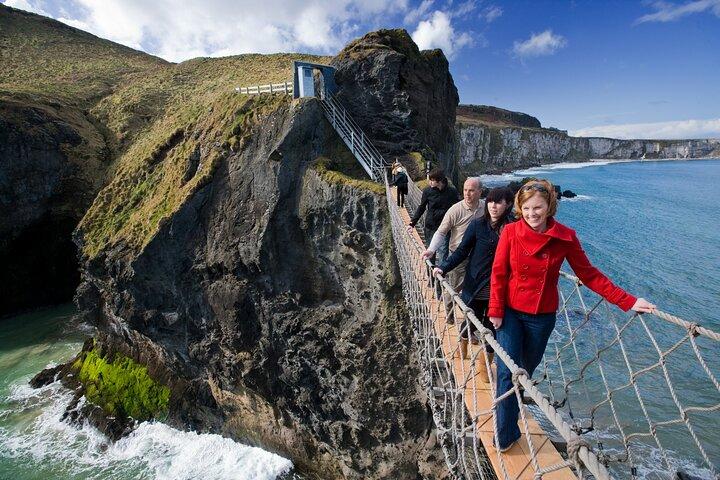 Giant's Causeway Tour with Game of Thrones Sites from Belfast