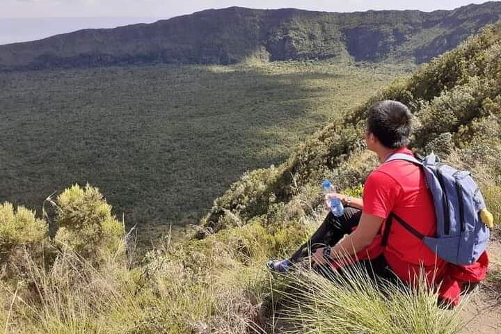 Hiking Safari Tour To Mt Longonot