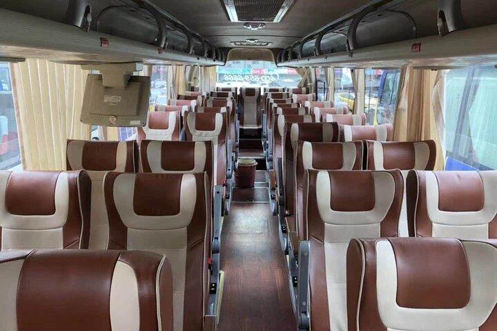 Transporte privado em Hangzhou com motorista que fala inglês