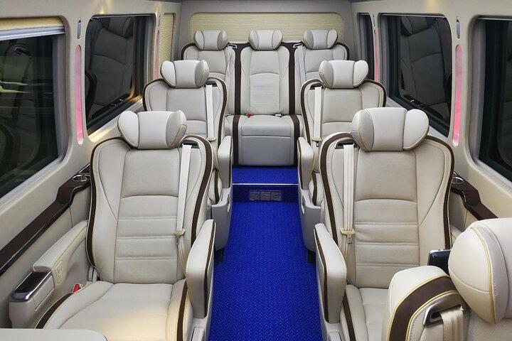 Transporte privado em Hangzhou com motorista que fala inglês