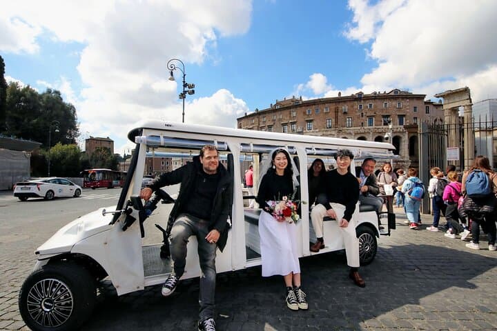 Tour of Rome in 7 Seater Golf Cart