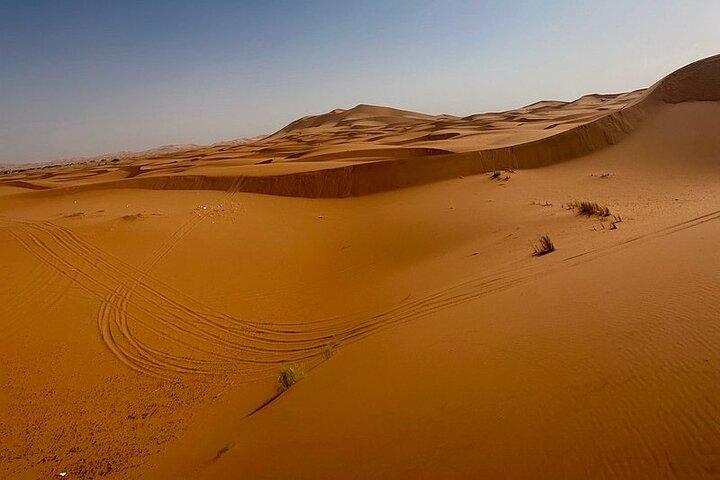 Sunset Merzouga Desert Safari i en privat jeep