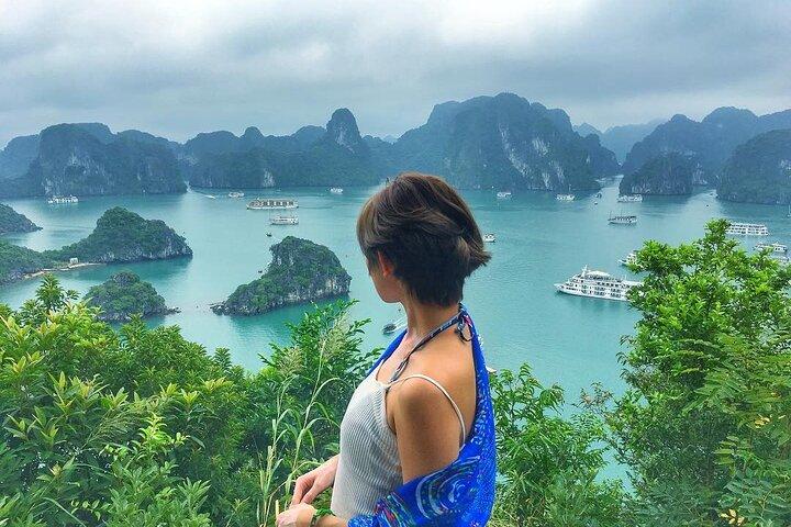 Premium Halong Bay Cruise – All Inclusive ab Hanoi oder Halong