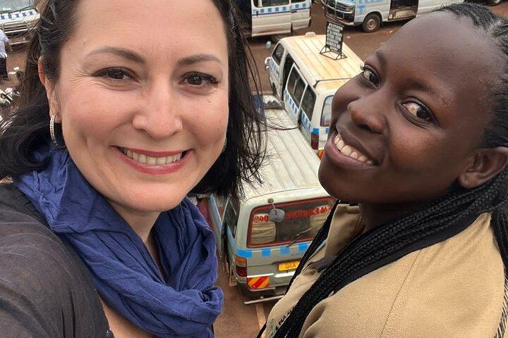 City Tours diurnos e noturnos em Kampala