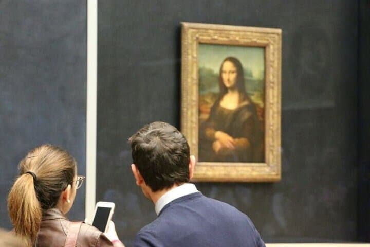 Louvre Museum & Mona Lisa Semi-Private Guided Tour (Max 6 People)