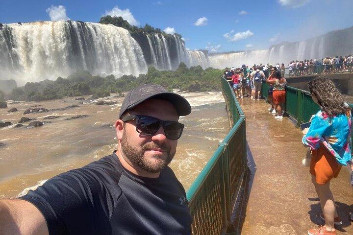 イグアスの滝:ブラジルとアルゼンチンを1日で巡る(プライベートツアー)
