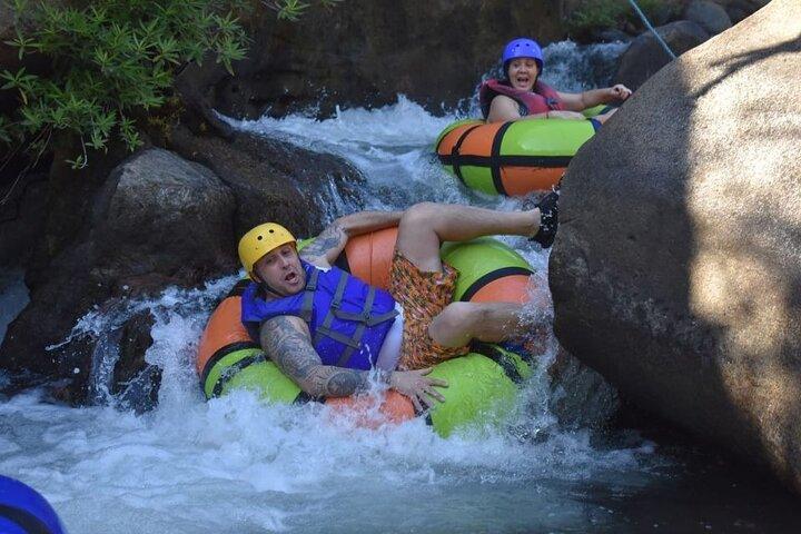 La Leona Waterfall Hike e Tubing do Rio