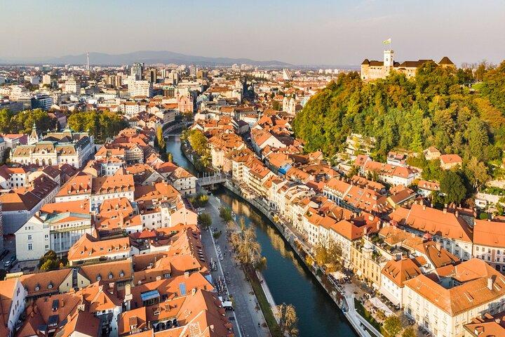 Privat brugerdefineret tur med en lokal guide Ljubljana