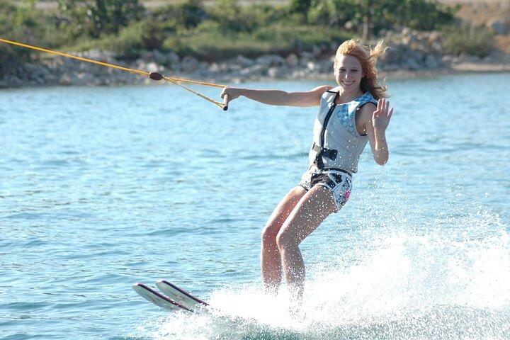 Halvdags wakeboard eller vandski i Krk Kroatien