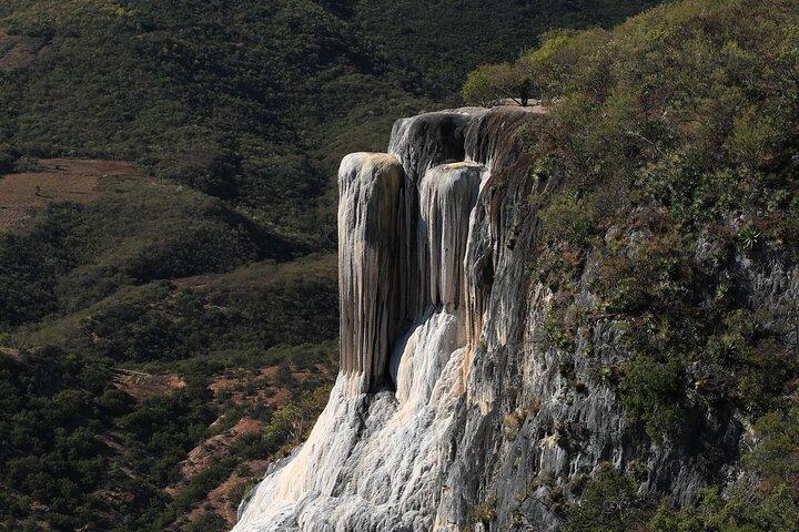 Hierve el Agua, Mitla, Tule, Teotilán en Mezcal fabriek
