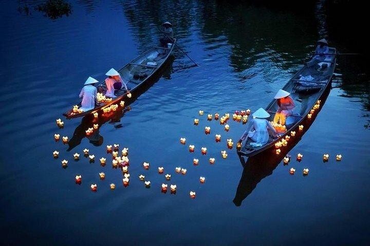 Vietnam Central Tour ved at leje privat guide & tur rundt køretøj