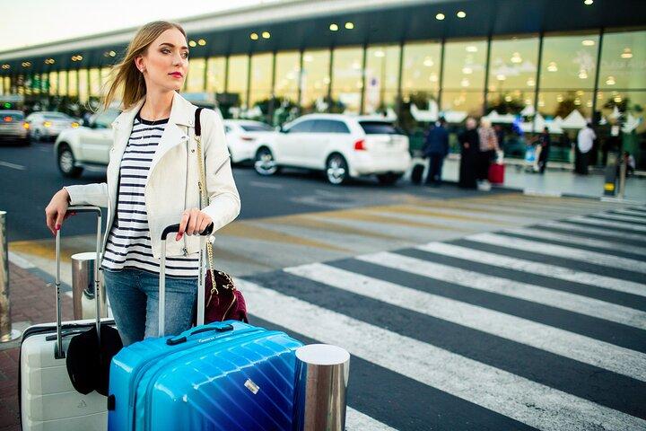 Dubaï: Transfert privé de l'aéroport à l'hôtel
