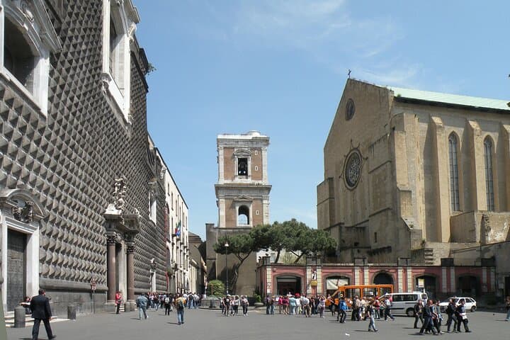 Naples - 4 hours in the streets of the city