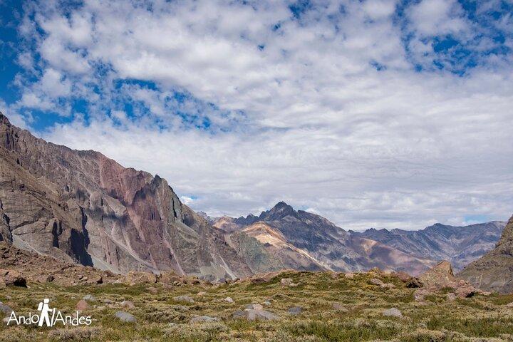 Andes Day Volcano 8k Private Tour