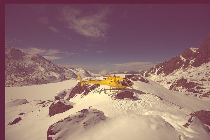 Everest Helicopter Tour 2026/27 : Prezzo, Atterraggio & Guida