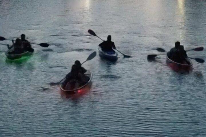 Tour Clear Kayak Glow