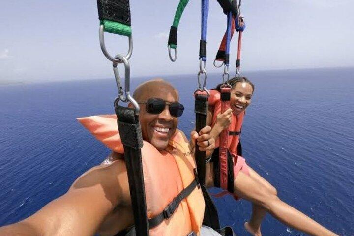 VIP parasailing-oplevelse med transport - Hurghada