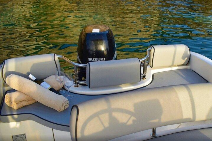 Bootverhuur in Dubrovnik, Kroatië. Cruise rond de kust en de eilanden van Dubrovnik