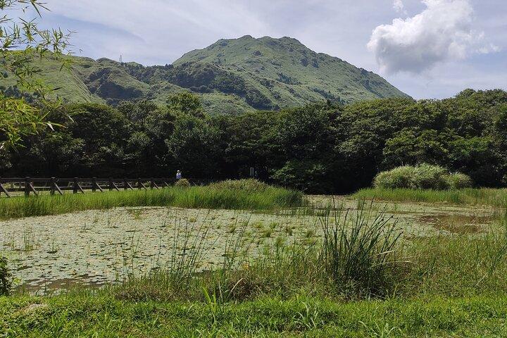 Eintägige Wanderung durch den Yangmingshan-Nationalpark in Taipeh
