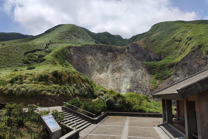 Eintägige Wanderung durch den Yangmingshan-Nationalpark in Taipeh