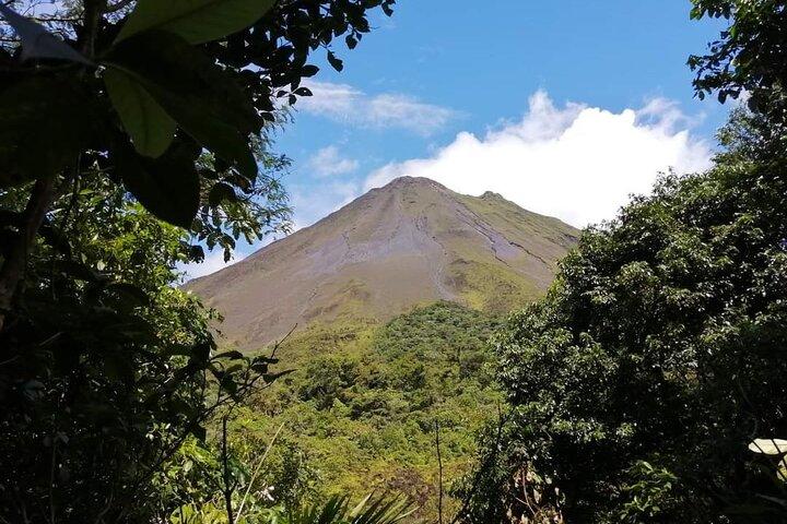 Caminata al Volcán Arenal