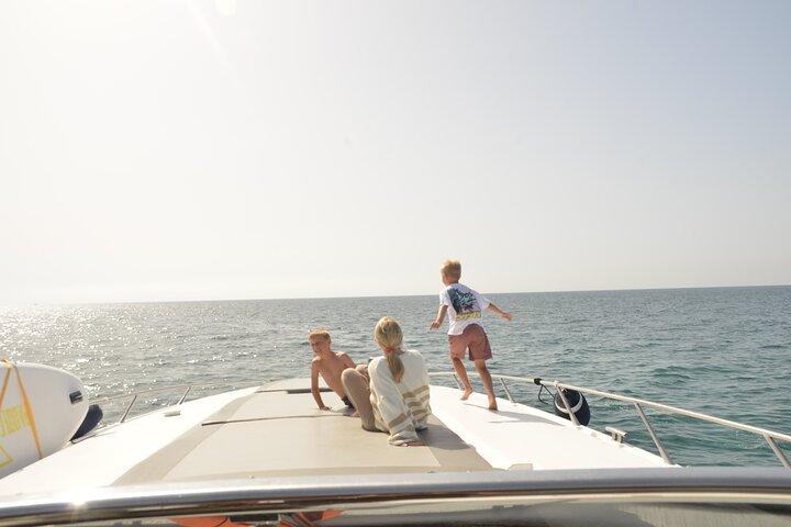 Privéjachtervaring met jetski en watersporten inbegrepen