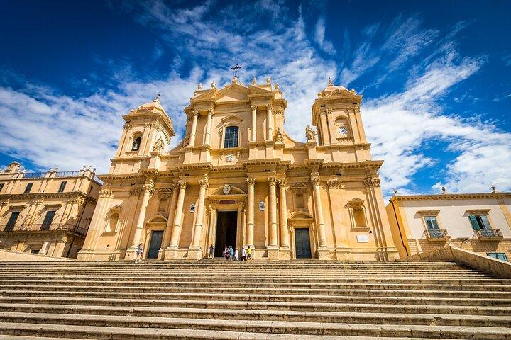 Tour met auto of busje van Syracuse naar Noto, Marzamemi en Villa Tellaro