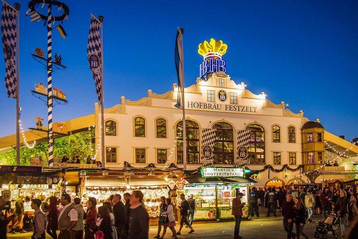 Experiencia VIP Oktoberfest con mesa en tienda de cerveza grande