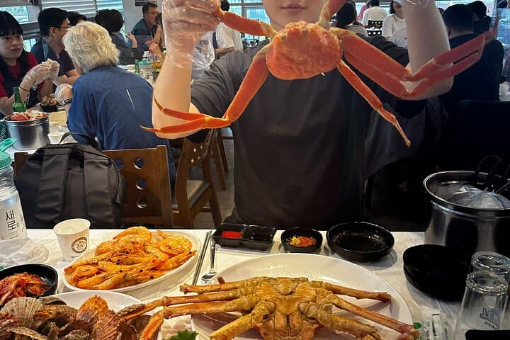 Korean Market Adventure with Chef Yie - Noryangjin Fish market