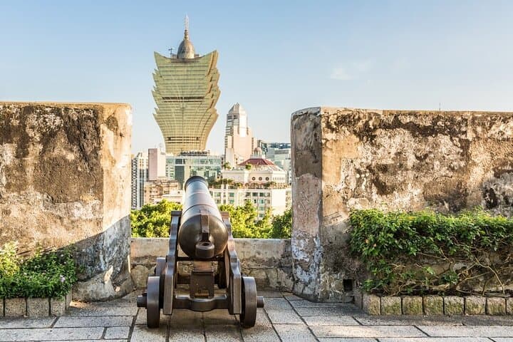 Macau All-Inclusive Seat-In-Coach Day Tour from Hong Kong