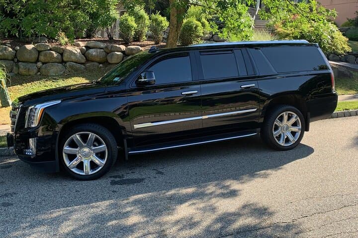 Executive Black Car Airport Transfer | JFK, LGA & EWR