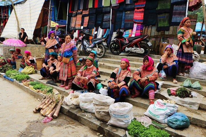 Sapa Hmong familjevandringsäventyr