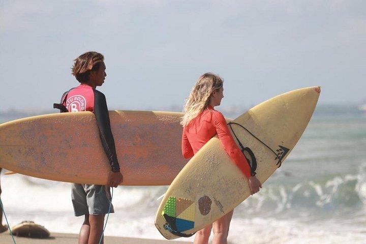 2-stündiges privates geführtes Canggu-Surferlebnis auf Bali