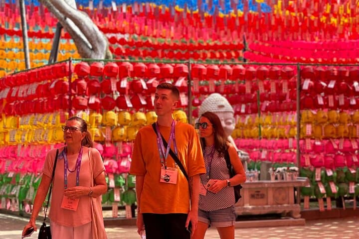 Best Things to Do - Half Day Seoul Trip (Seoul Palace & Temple)