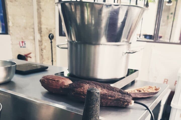 Become a Chocolate Master! Chocolate Bar Workshop in Paris