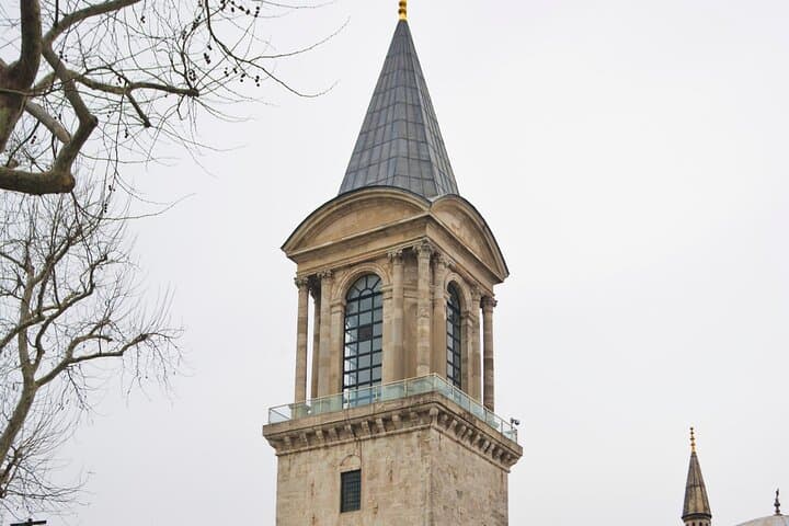 Istanbul: Topkapi Palace Guided Tour and Skip The Line