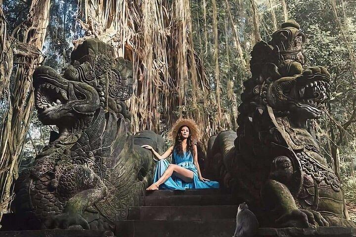 Discover Ubud Top Attractions: Rice Terrace & Waterfalls Tour