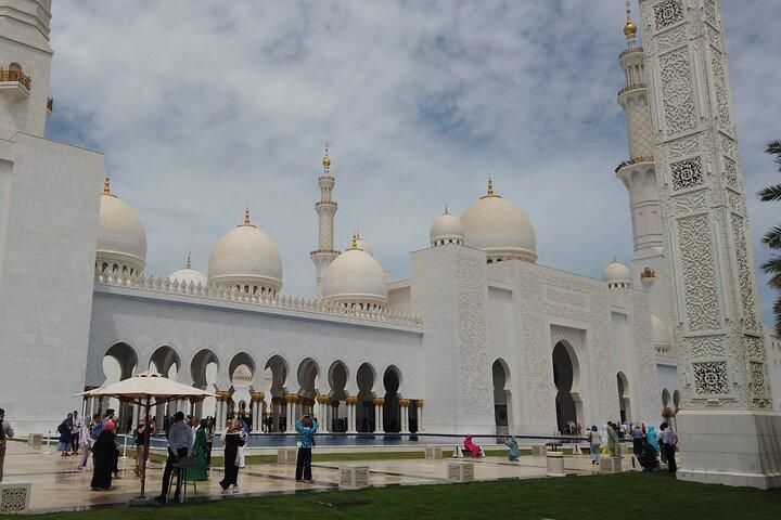 El tour al atardecer más Starling Abu Dhabi Mezquita Sheikh Zayed