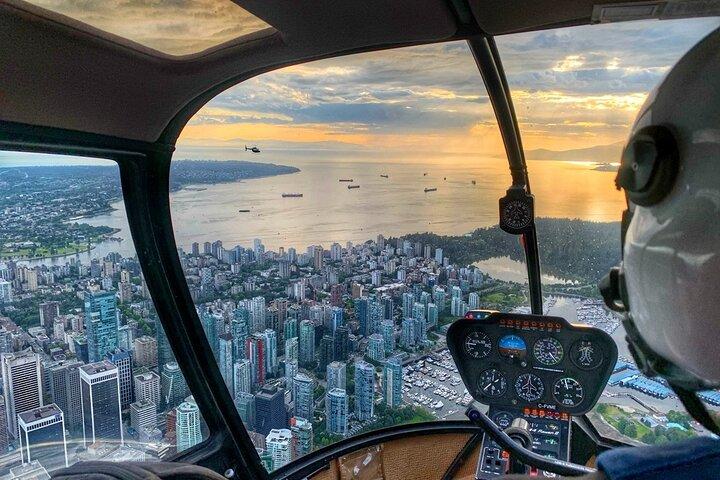 Hubschraubertour durch Vancouver City (Abfahrt SKY Hangar)