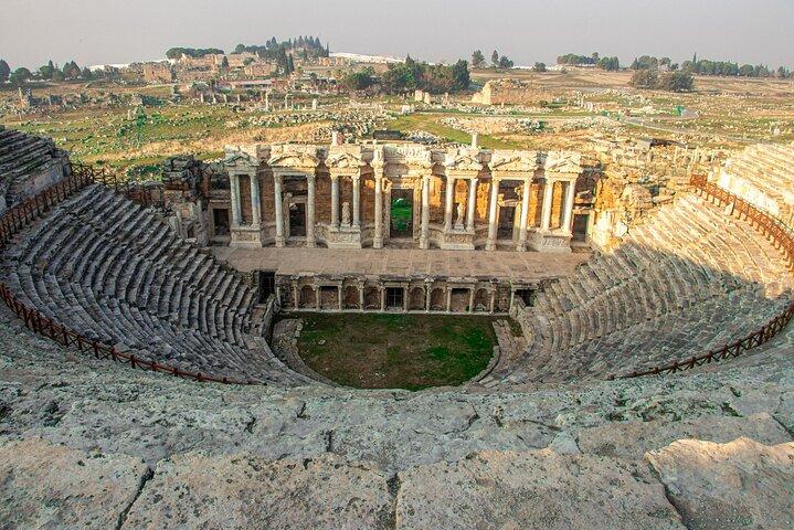 Excursão de um dia Pamukkale e Hierápolis de Antalya com almoço