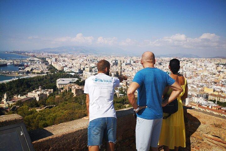 Tour Málaga med elbil: Opdag byen på 2 timer