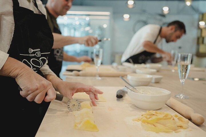 Pasta och Tiramisù Matlagningsworkshop i hjärtat av Rom