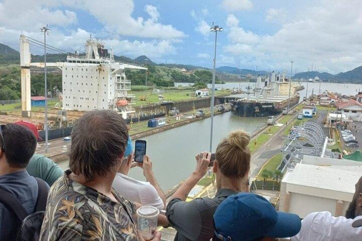 Den vidunderlige rundtur i Panamakanalen