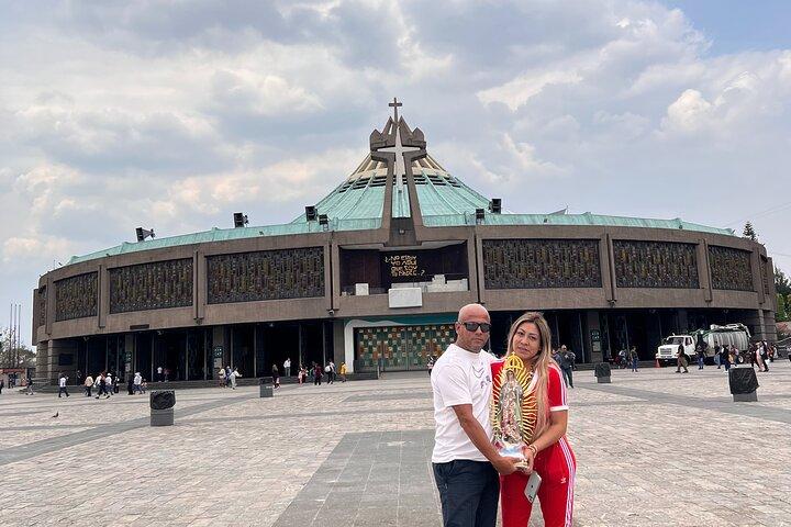 Visita completa à vila da Virgem de Guadalupe em tour privado
