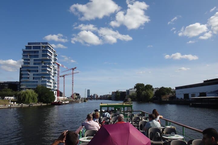 Berlin East Side Tour 2.5 hour cruise with commentary