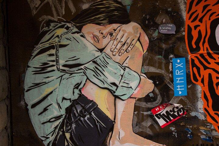Private Street Art Walking Tour in London